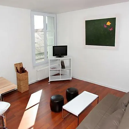 Apartment Grimaux.5 * Poitiers